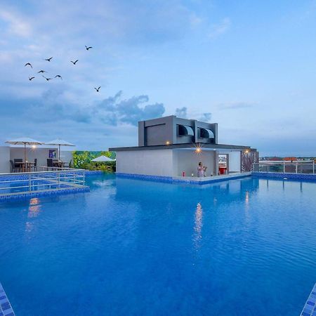 Royal Regantris Kuta Hotel Kuta  Ngoại thất bức ảnh