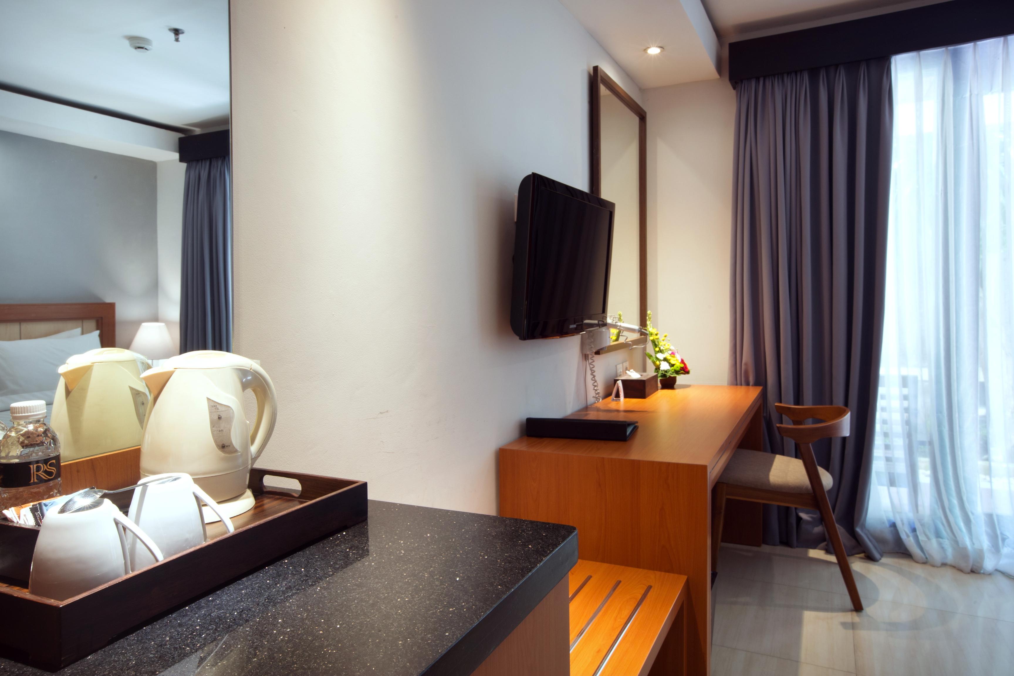 Royal Regantris Kuta Hotel Kuta  Ngoại thất bức ảnh
