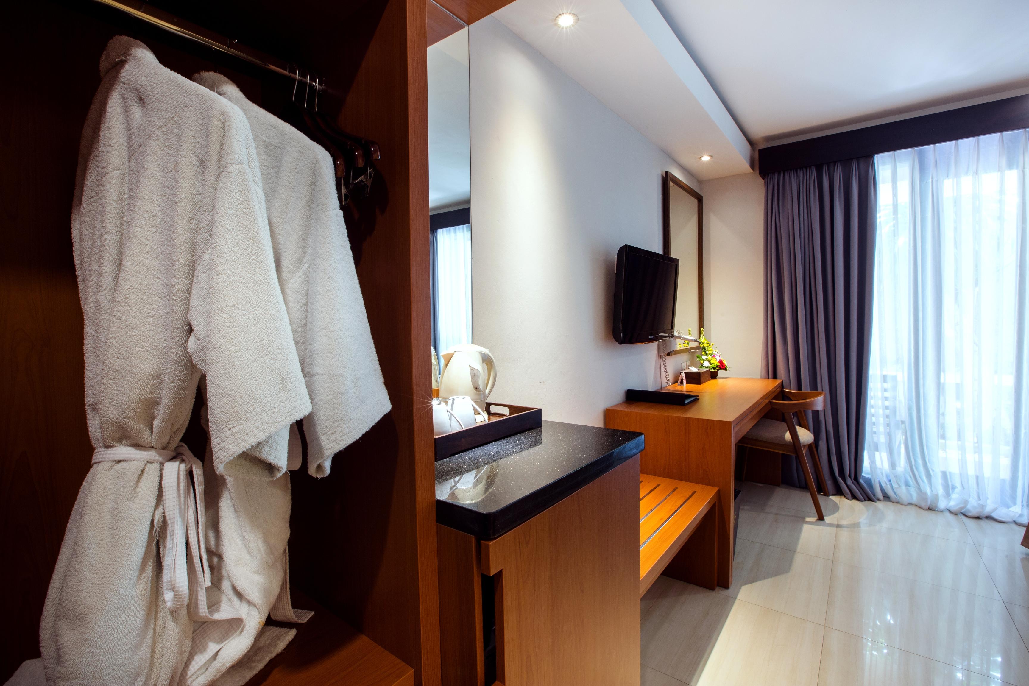 Royal Regantris Kuta Hotel Kuta  Ngoại thất bức ảnh