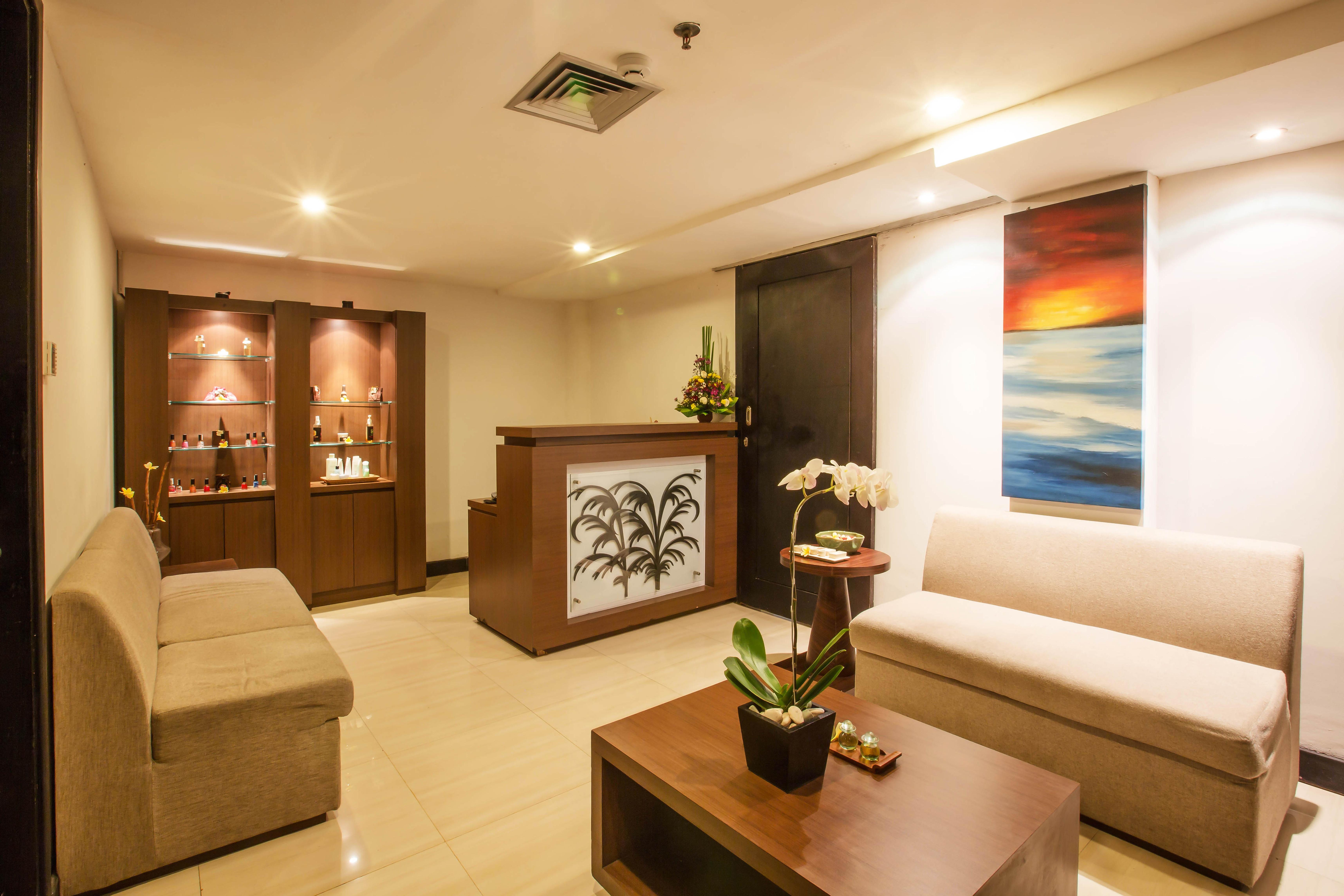 Royal Regantris Kuta Hotel Kuta  Ngoại thất bức ảnh