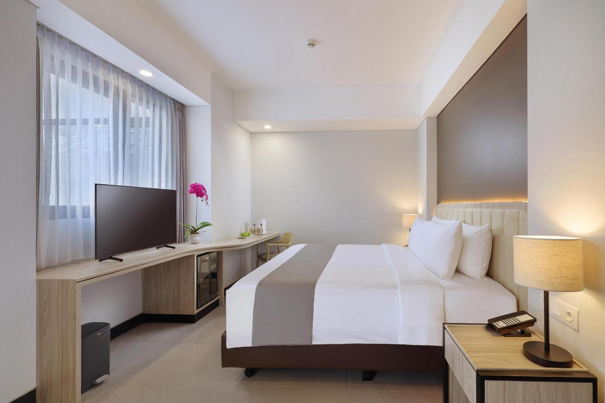 Royal Regantris Kuta Hotel Kuta  Ngoại thất bức ảnh
