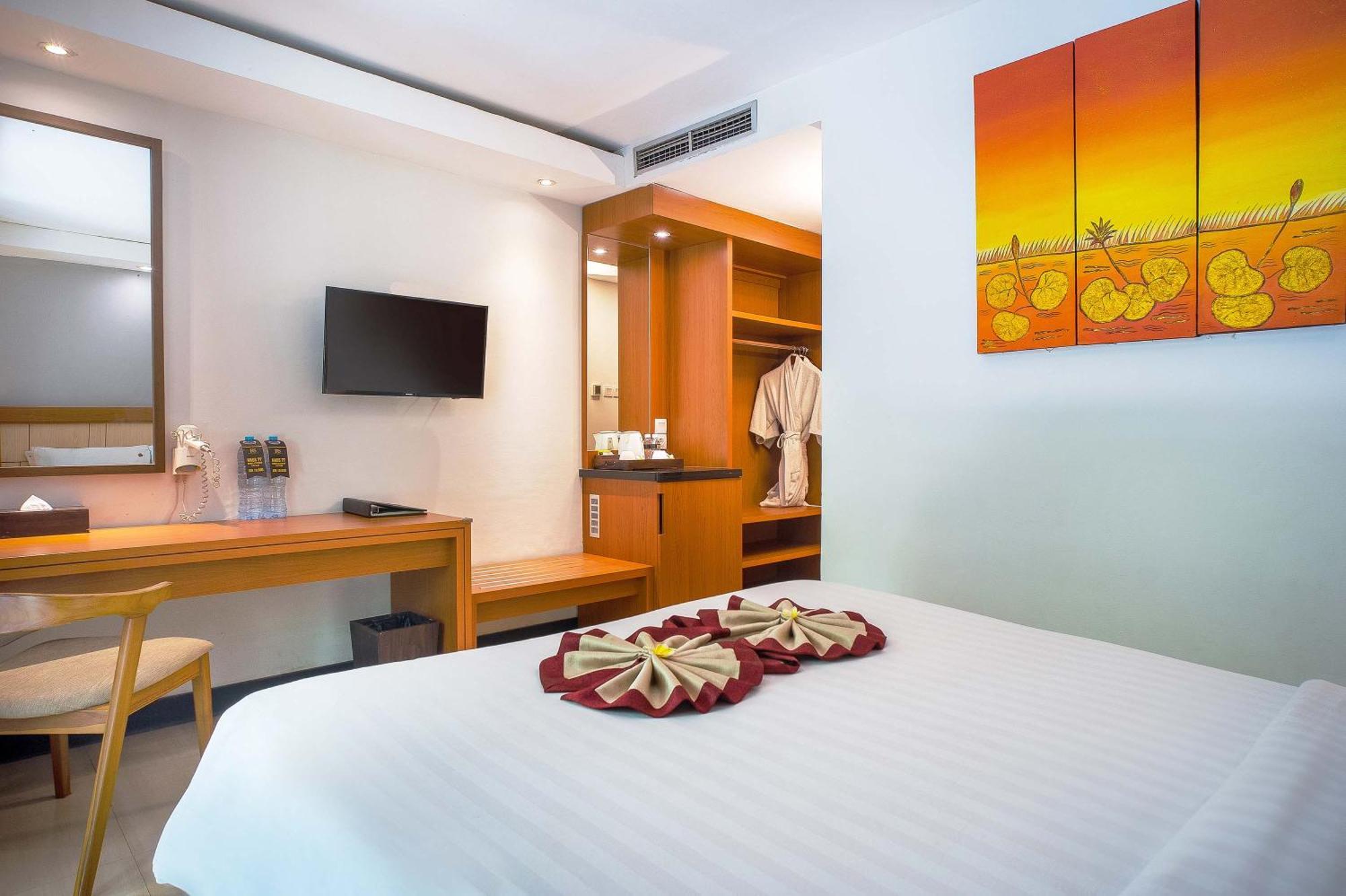 Royal Regantris Kuta Hotel Kuta  Ngoại thất bức ảnh