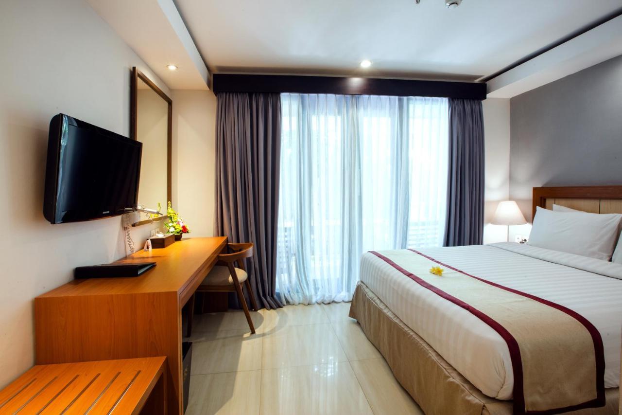 Royal Regantris Kuta Hotel Kuta  Ngoại thất bức ảnh